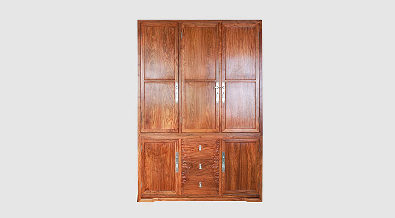 南平中式实木三门衣柜家具效果图
